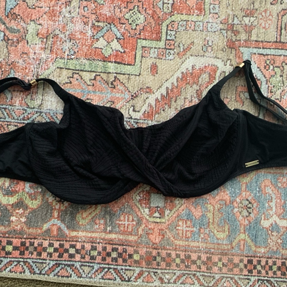 Bathing suite top